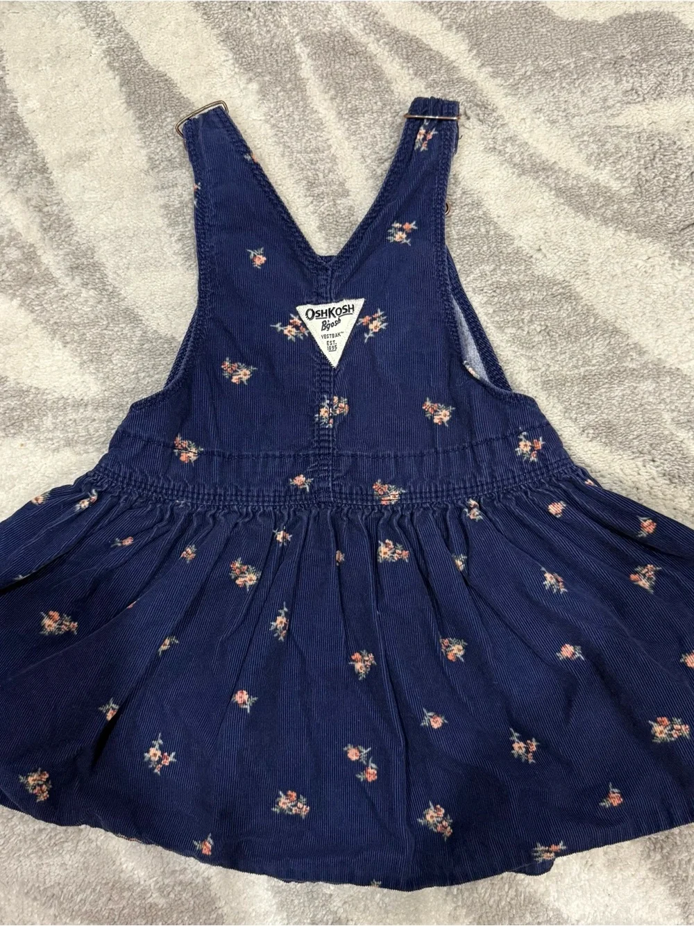 OshKosh Bgosh cute navy